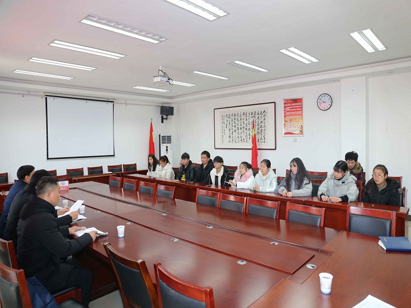 F`43__UFC)1NKSSA8BPSI{I.jpg
